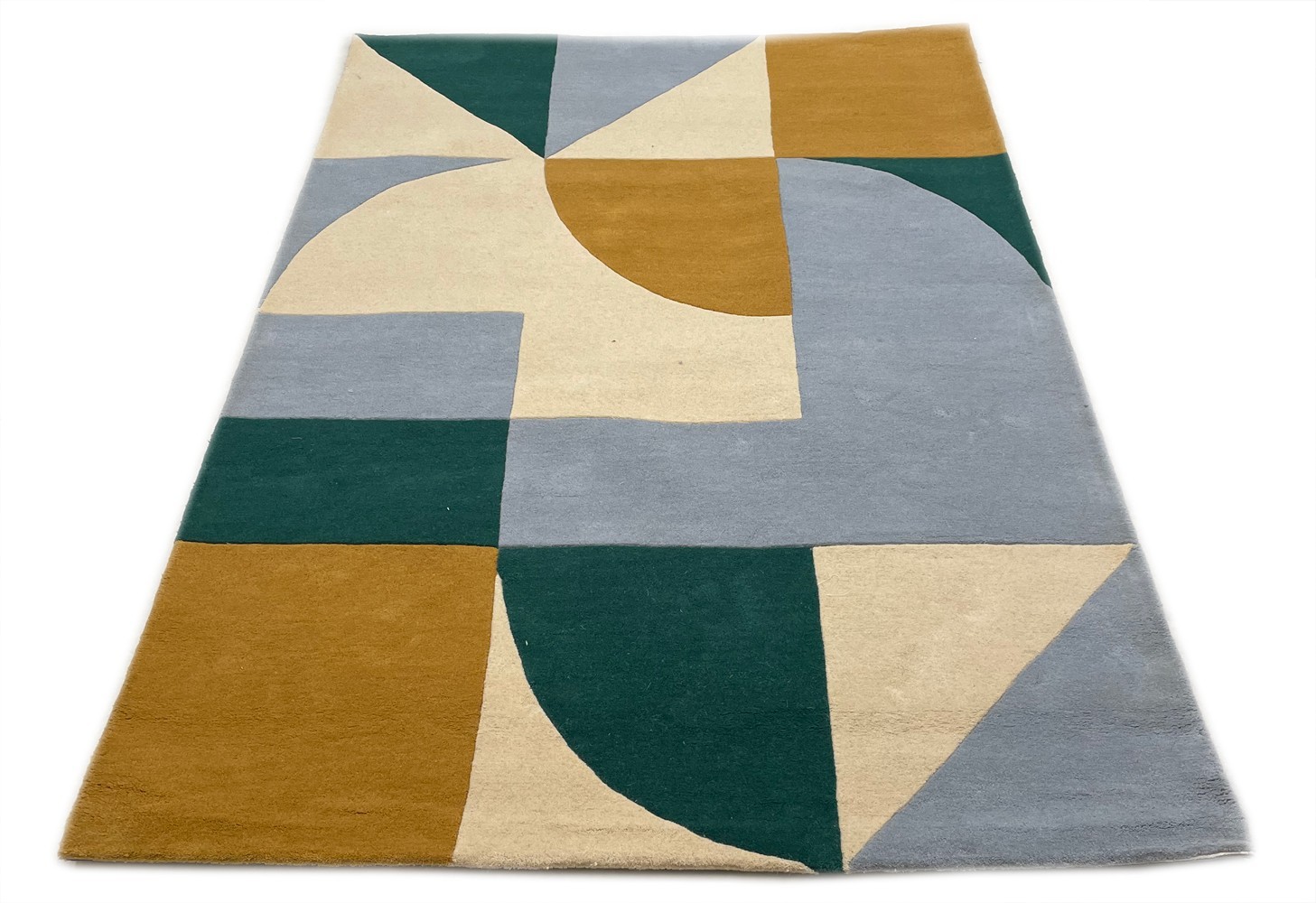 Montage Rug - Hand Tufted (HT0) Wool Rug - (152 x 229 cm)