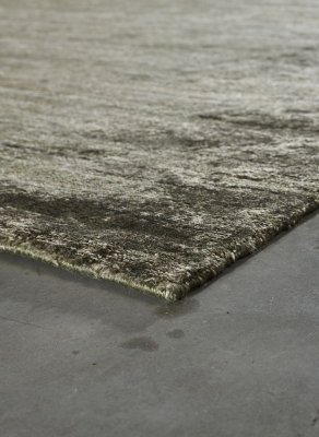 Silky Grey-Green Handknotted Rug