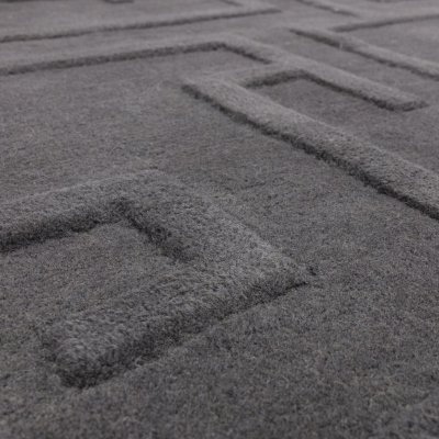 Maze Tufted Rug - Charcoal